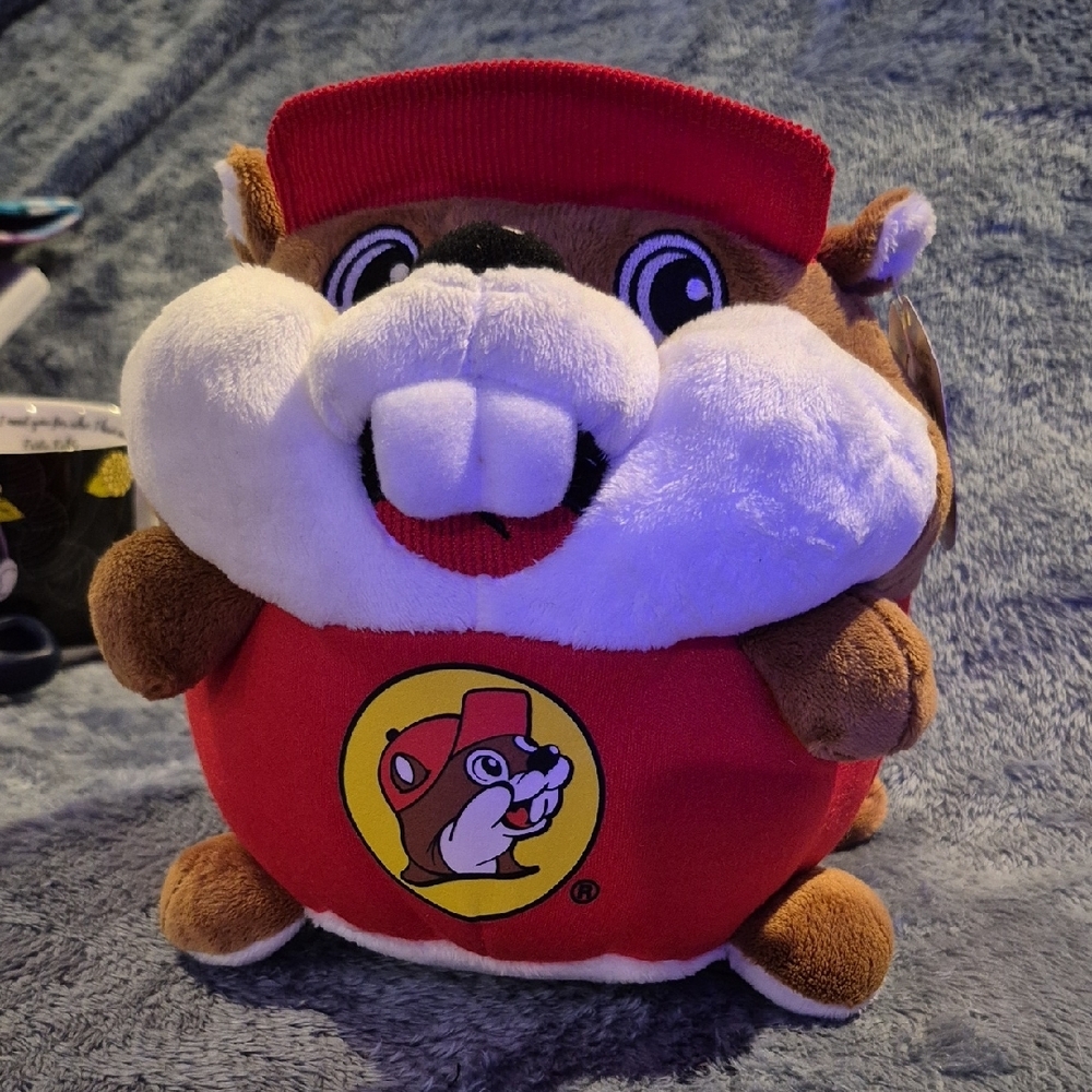Original BUC-EE'S PLUSH NWT